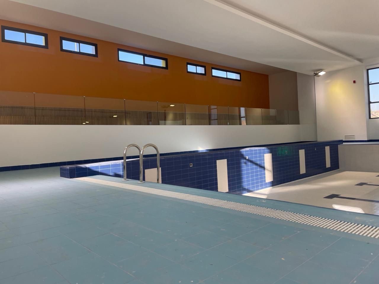Centre sportif pluridisciplinaire – Bernoussi (Piscine & accueil)